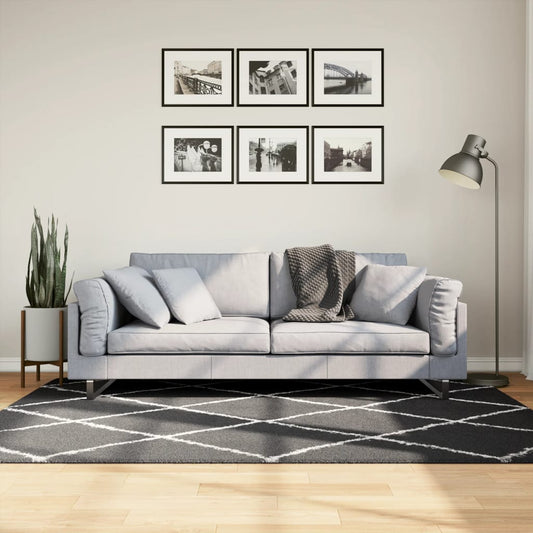 Shaggy Rug PAMPLONA High Pile Modern Black and Cream 140x200 cm