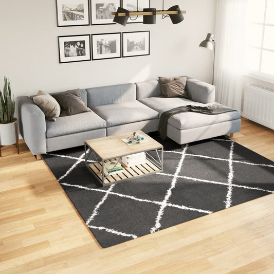 Shaggy Rug PAMPLONA High Pile Modern Black and Cream 240x240 cm