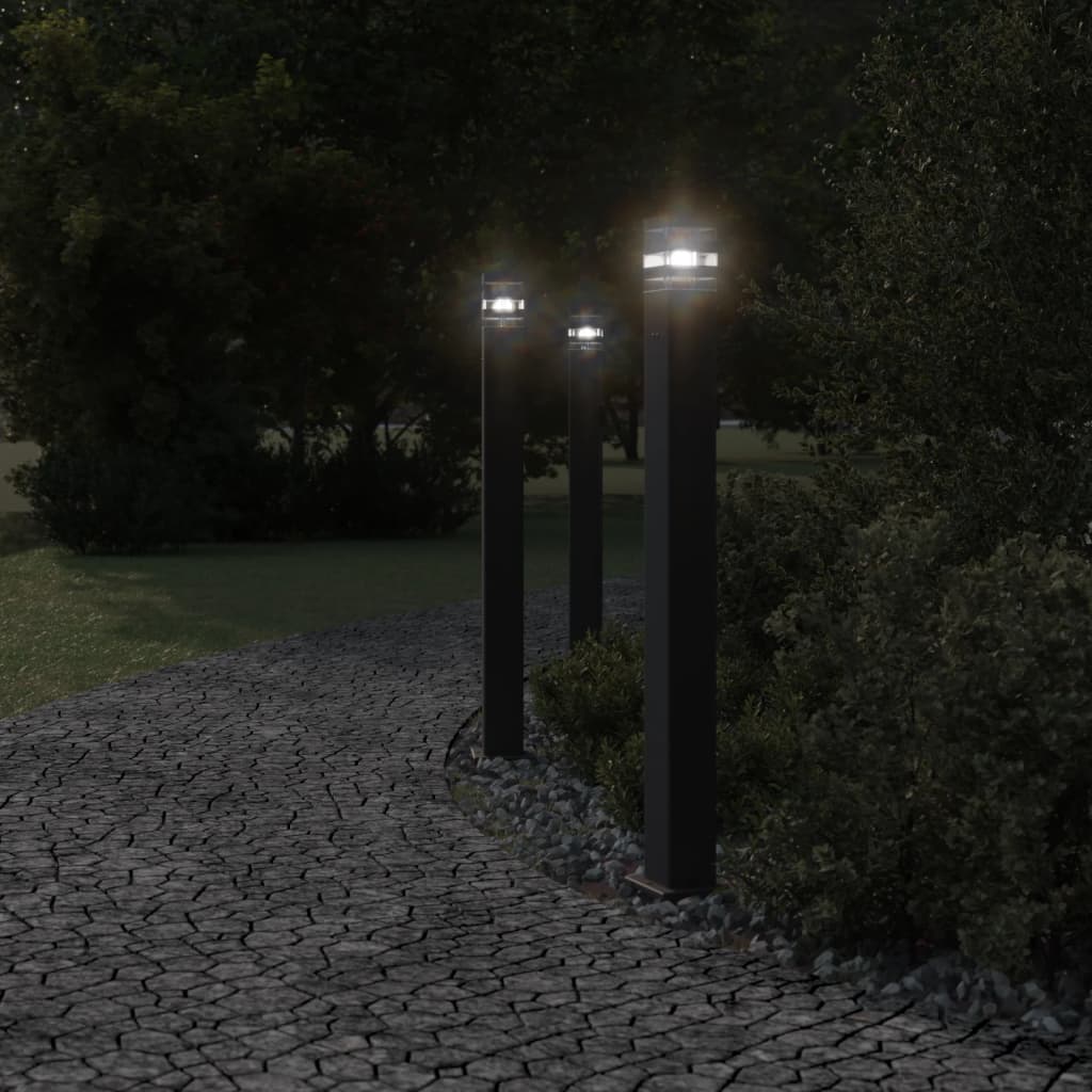 Outdoor Floor Lamp with Outlet Black 110 cm Aluminium